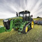 8rt410 koeckerling cultivator dsc5351 150x150 Nowe ciągniki John Deere serii 7R i 8R – moc i inteligencja zamknięta w stylistyce od BMW