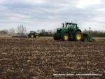 IS DSCF7772 150x113 John Deere 8400R, 8230, 6195M, New Holland TD5 w siewie buraków   FOTO