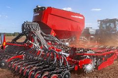 Horsch Pronto precyzyjne nawozenie pod siew 240x160 John Deere 7230R + Horsch Pronto 6DC i Fendt 920 Vario + Lemken Rubin 9   siew jęczmienia ozimego (VIDEO)