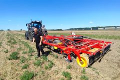 IMG 20240730 120804 240x160 Valtra Q305 i Vaderstad TopDown E Services – Rolnictwo 4.0 w maszynach uprawowych