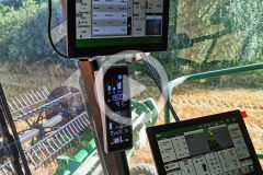 John Deere kkombajny rolnictwo precyzyjne 2024 film 240x160 SatAgro – monitoring satelitarny pól w praktyce   VIDEO