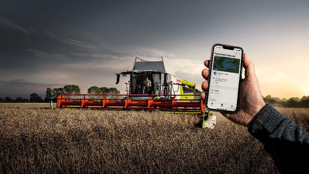 Claas Connect 3 0 CLAAS TRION 740   kompaktowy kombajn hybrydowy z pojedynczym rotorem