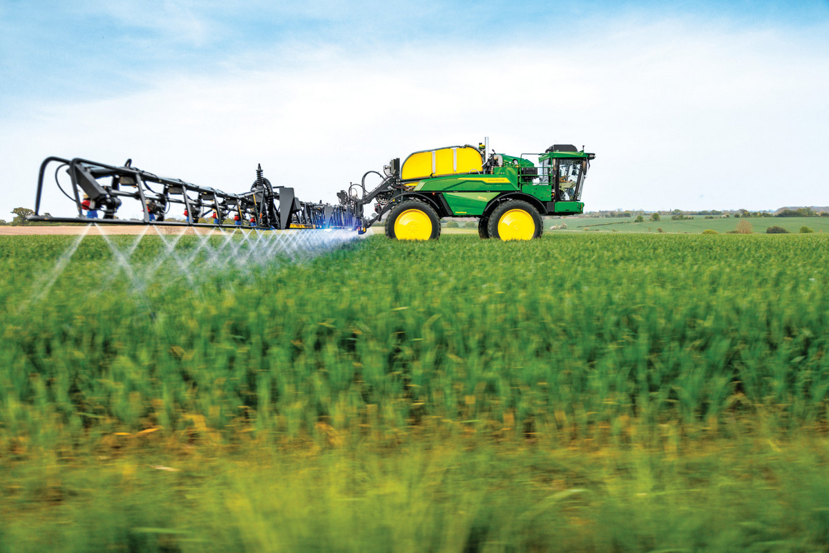 John Deere 4 AgroShow 2024 Agro Show 2024 już wkrótce! Targi i John Deere Polska obchodzą 25. rocznicę