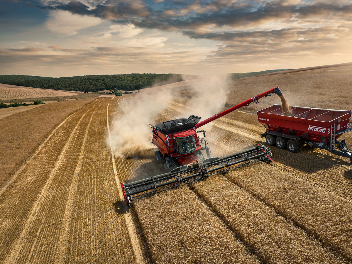 Case IH Axial Flow 260 2025 Debiut kombajnów Case IH Axial Flow 160 i 260 oraz kolejnych modeli serii AF w Europie