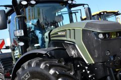 Agrihandler JCB Fastrac agroshow 2024 240x160 Inteligentny nacisk na glebę – System Novag IntelliForcePlus