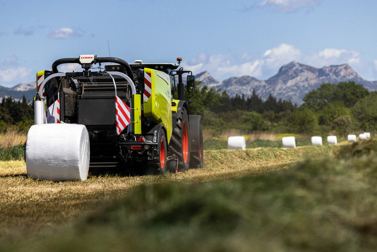 Claas Uniwrap 02 Prasoowijarka CLAAS ROLLANT 630 RC UNIWRAP   nowe standardy wydajności i trwałości