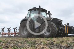 Deutz Fahr Kuhn orka 2024 film 240x160 Pokazy Zielonkowe z maszynami Massey Ferguson i Schuitemaker – „z lotu ptaka”