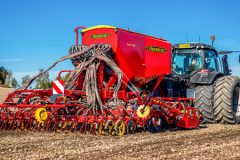 Vaderstad Spirit 2025 240x160 Rok z siewnikiem Väderstad Proceed – Wiosna